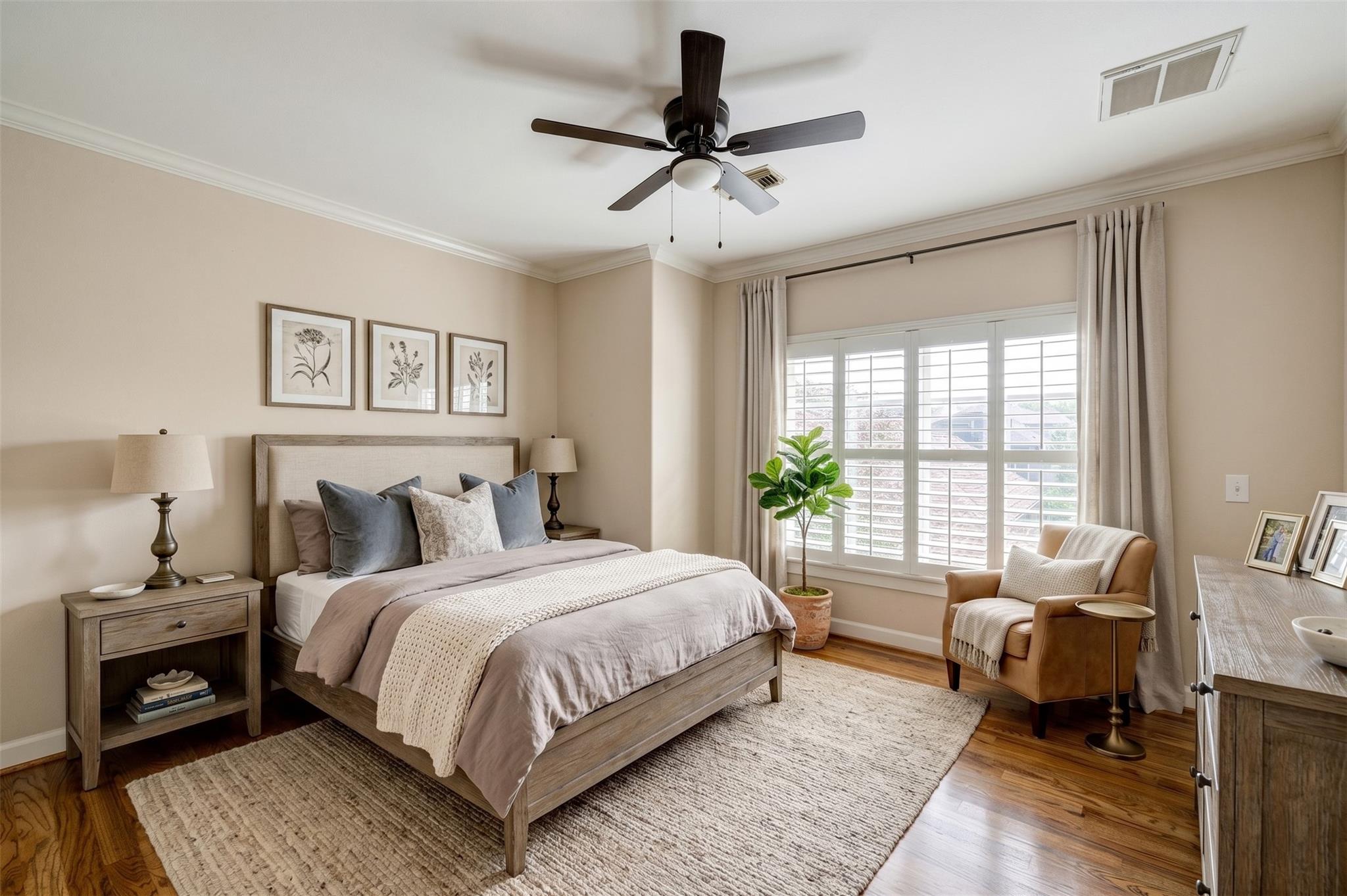 1523 Haddon # B