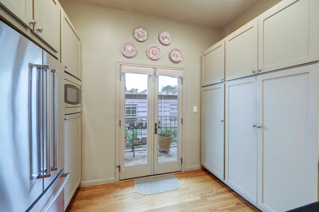 1714 Brun Street # A6