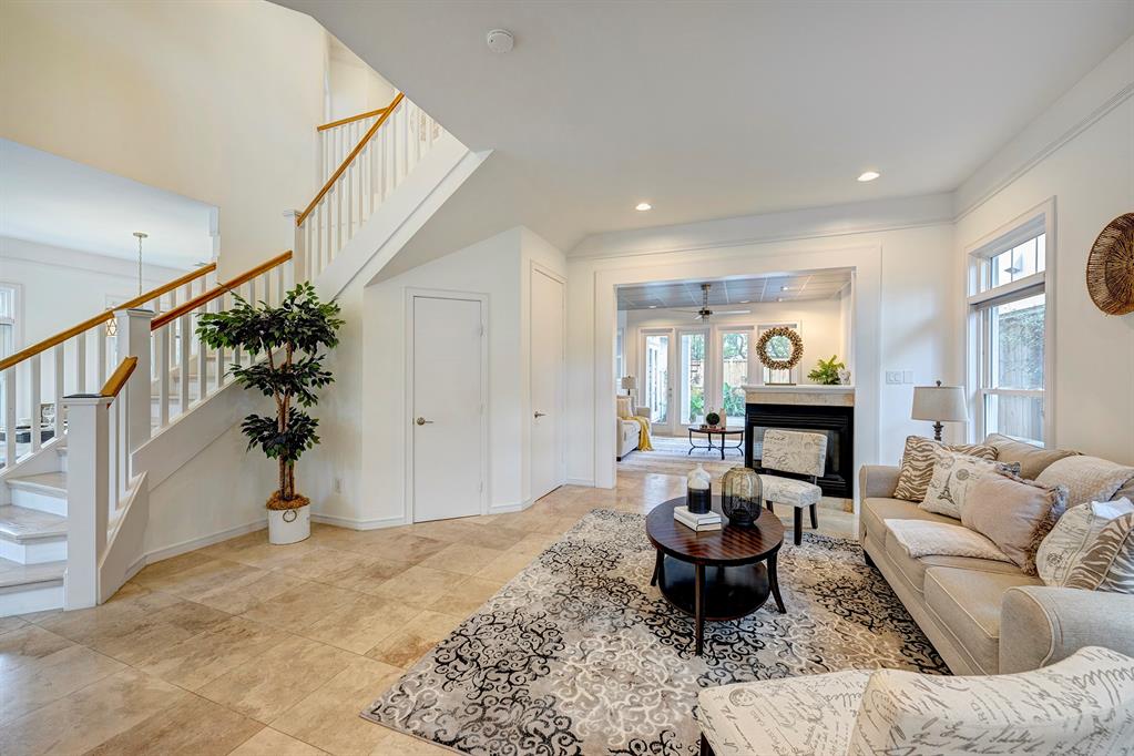 4823 Jessamine Street