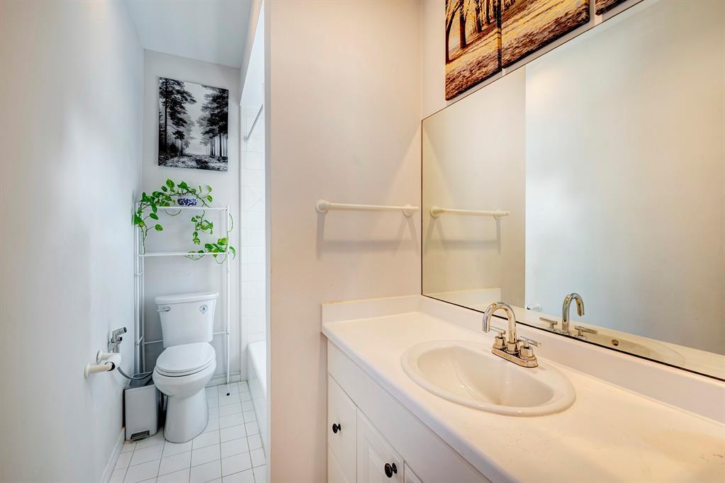 4823 Jessamine Street