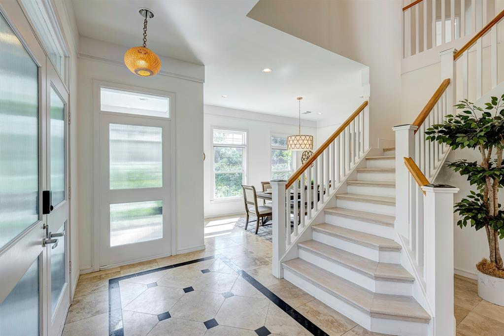 4823 Jessamine Street