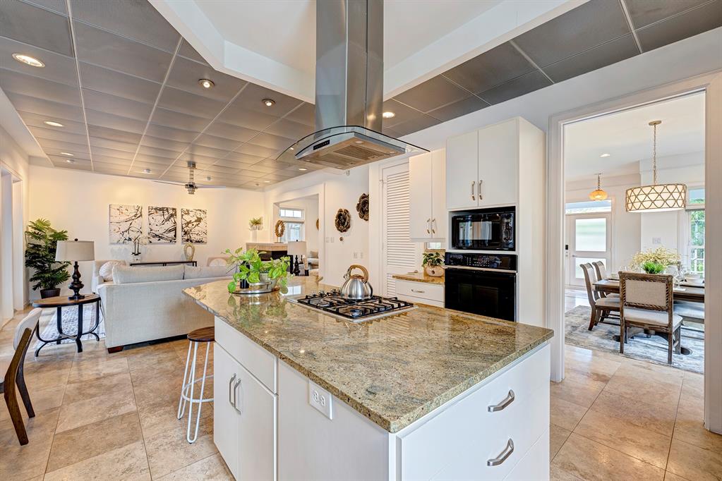 4823 Jessamine Street