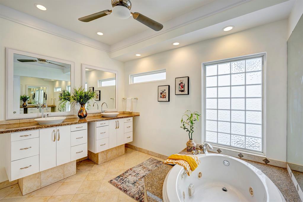 4823 Jessamine Street