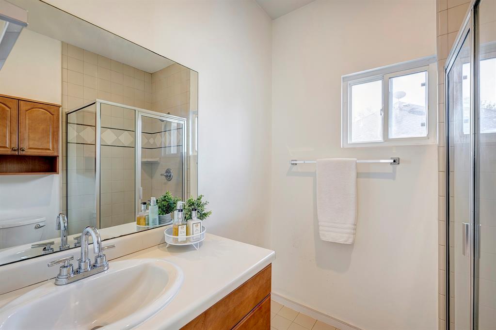 4823 Jessamine Street