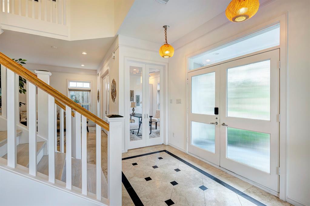 4823 Jessamine Street