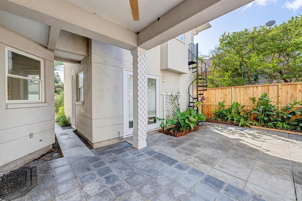 4823 Jessamine Street