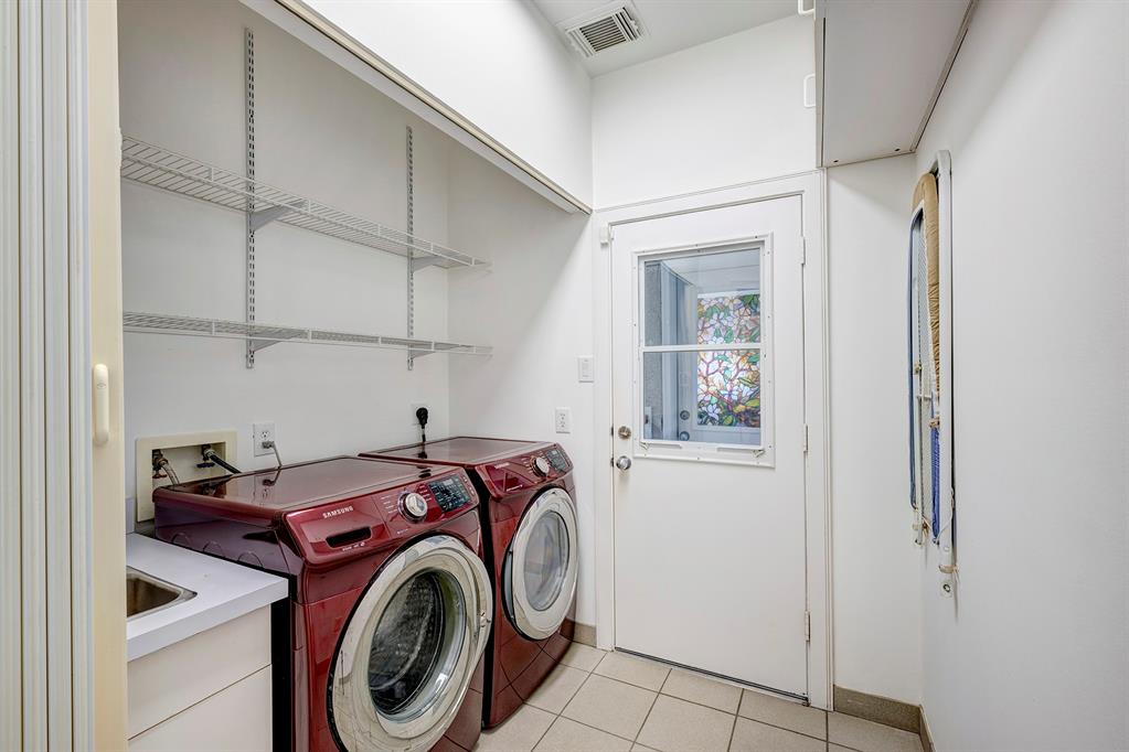 4823 Jessamine Street