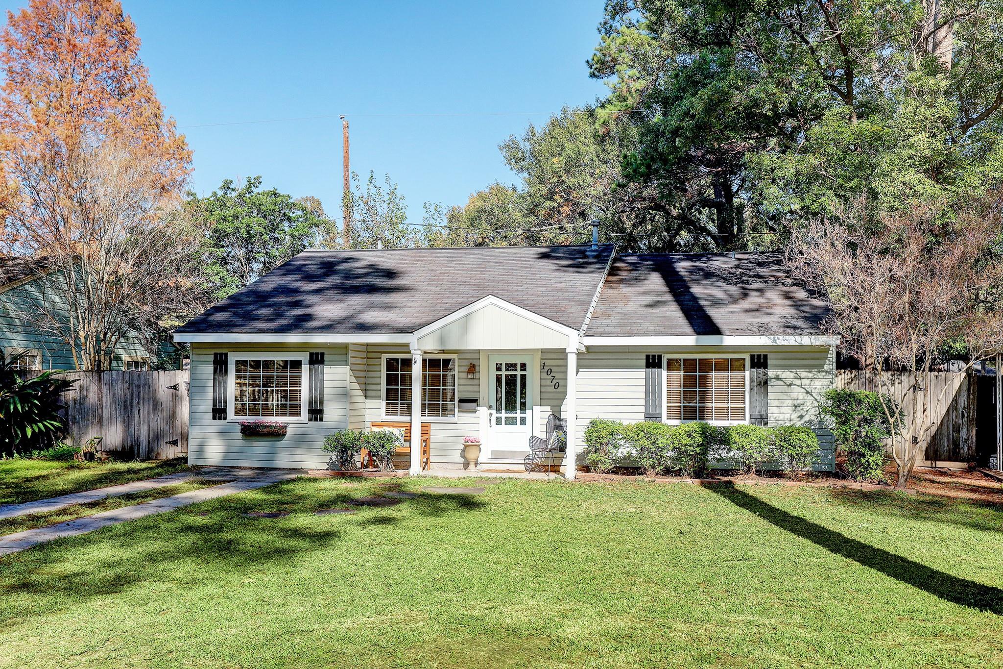 1070 Lamonte Lane