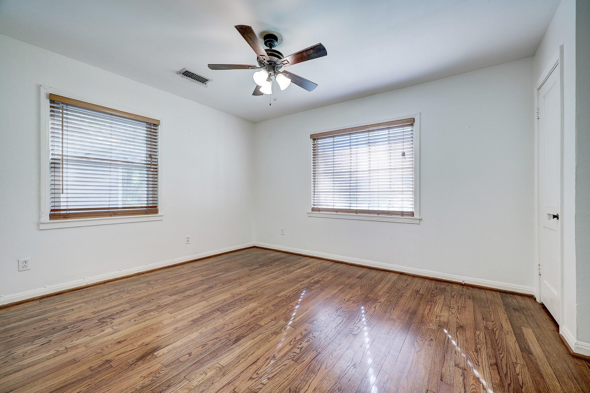 1070 Lamonte Lane