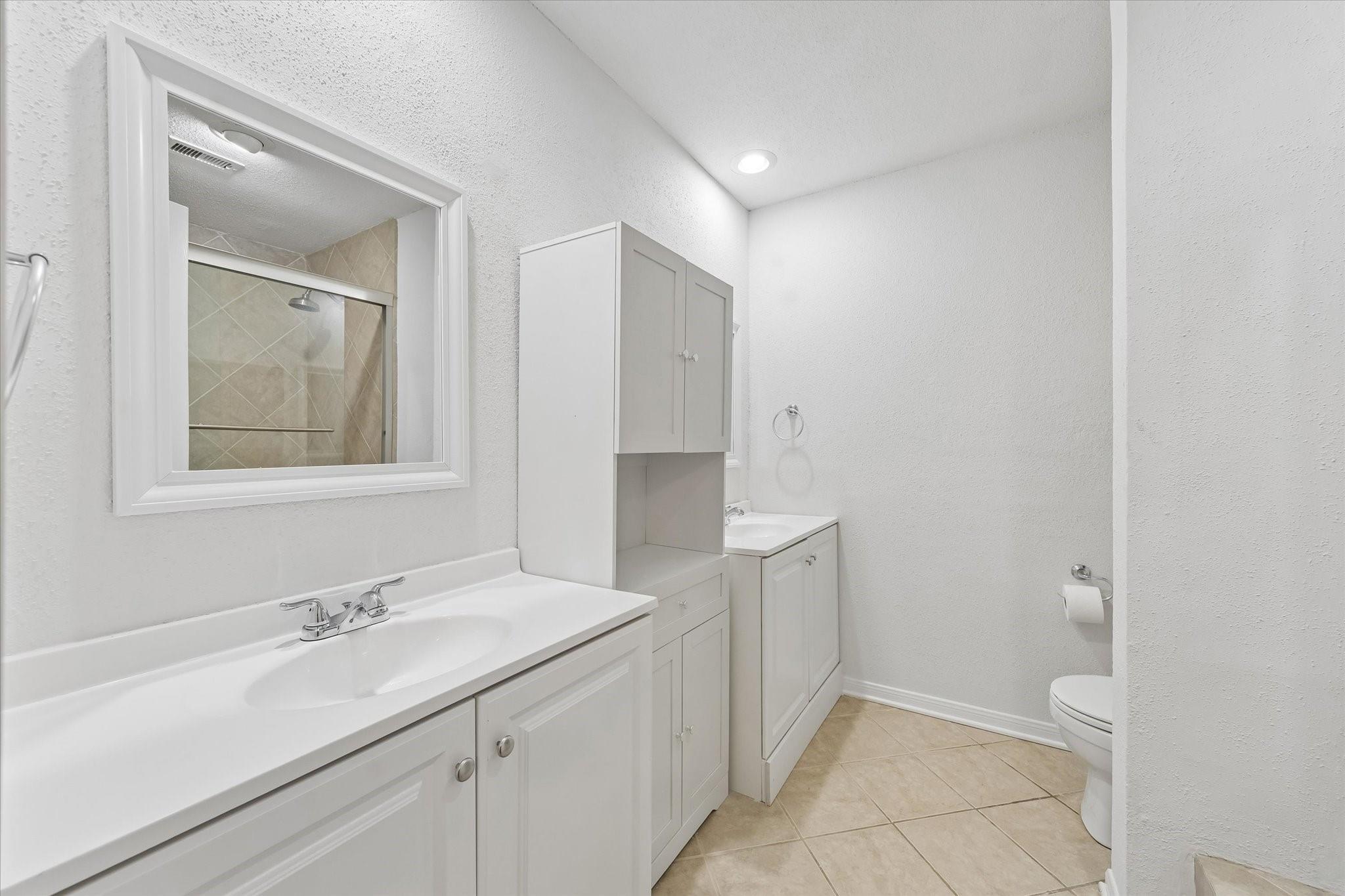 2425 Holly Hall Street # 143