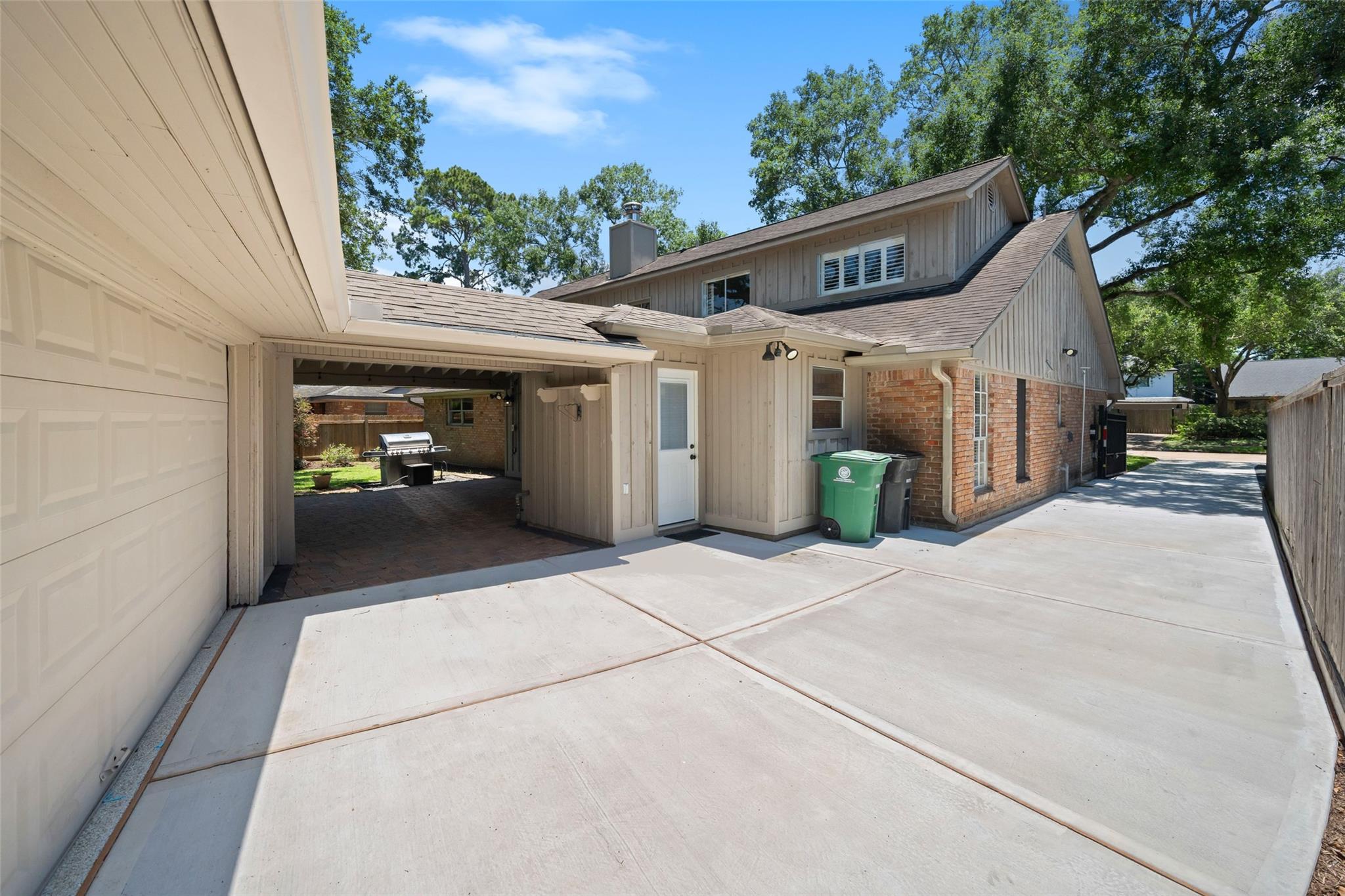 5354 Dumfries Drive