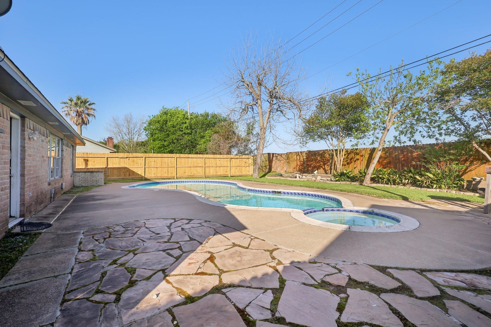 3212 Wavecrest Street