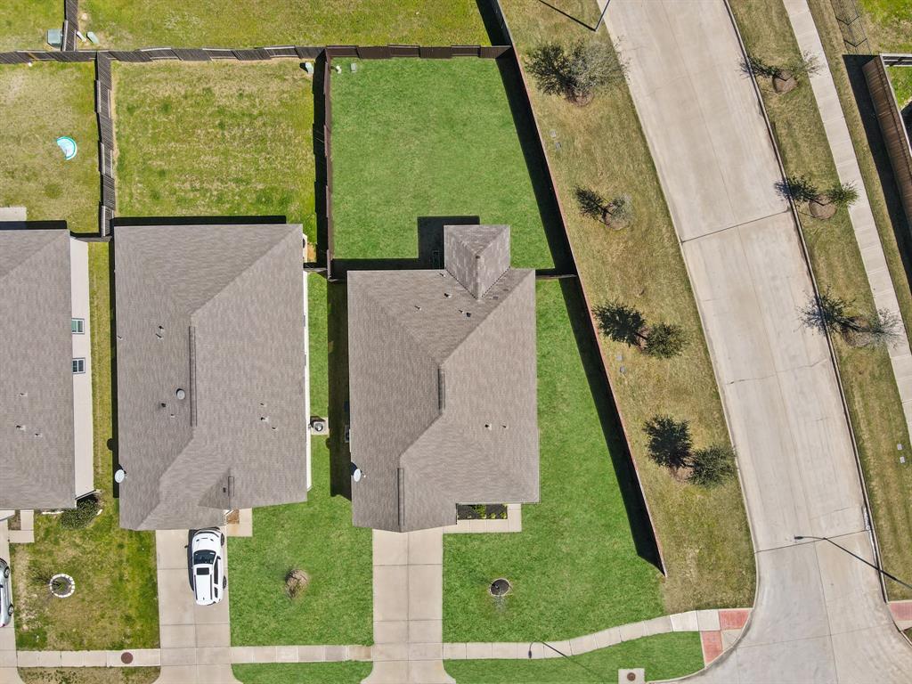 1041 White Birch Lane