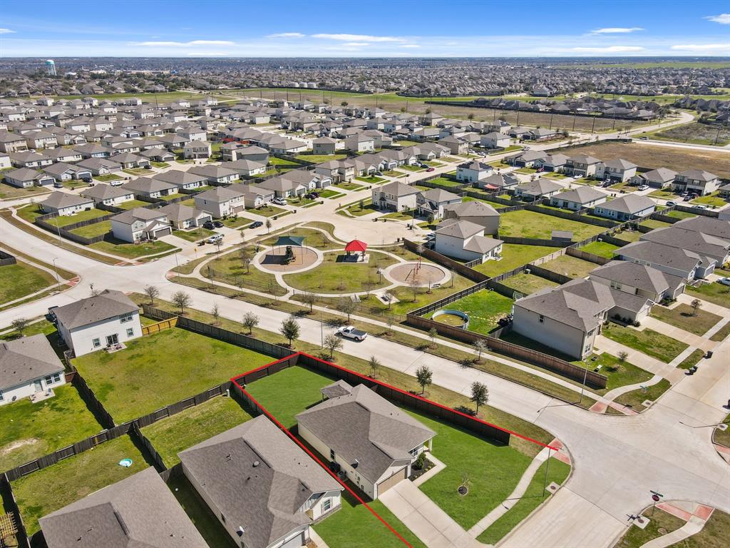 1041 White Birch Lane