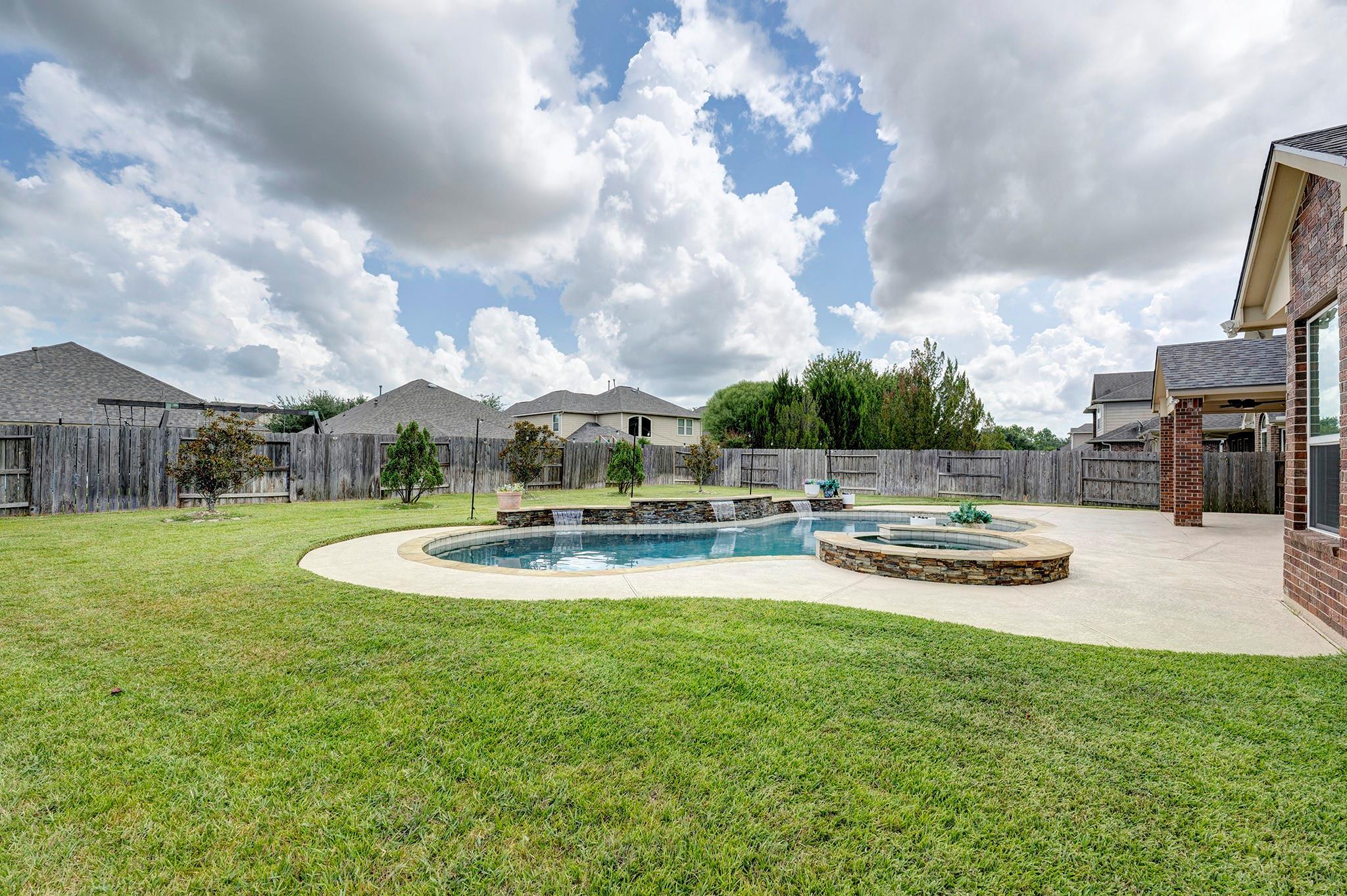 19538 Salt Grass Meadow Drive