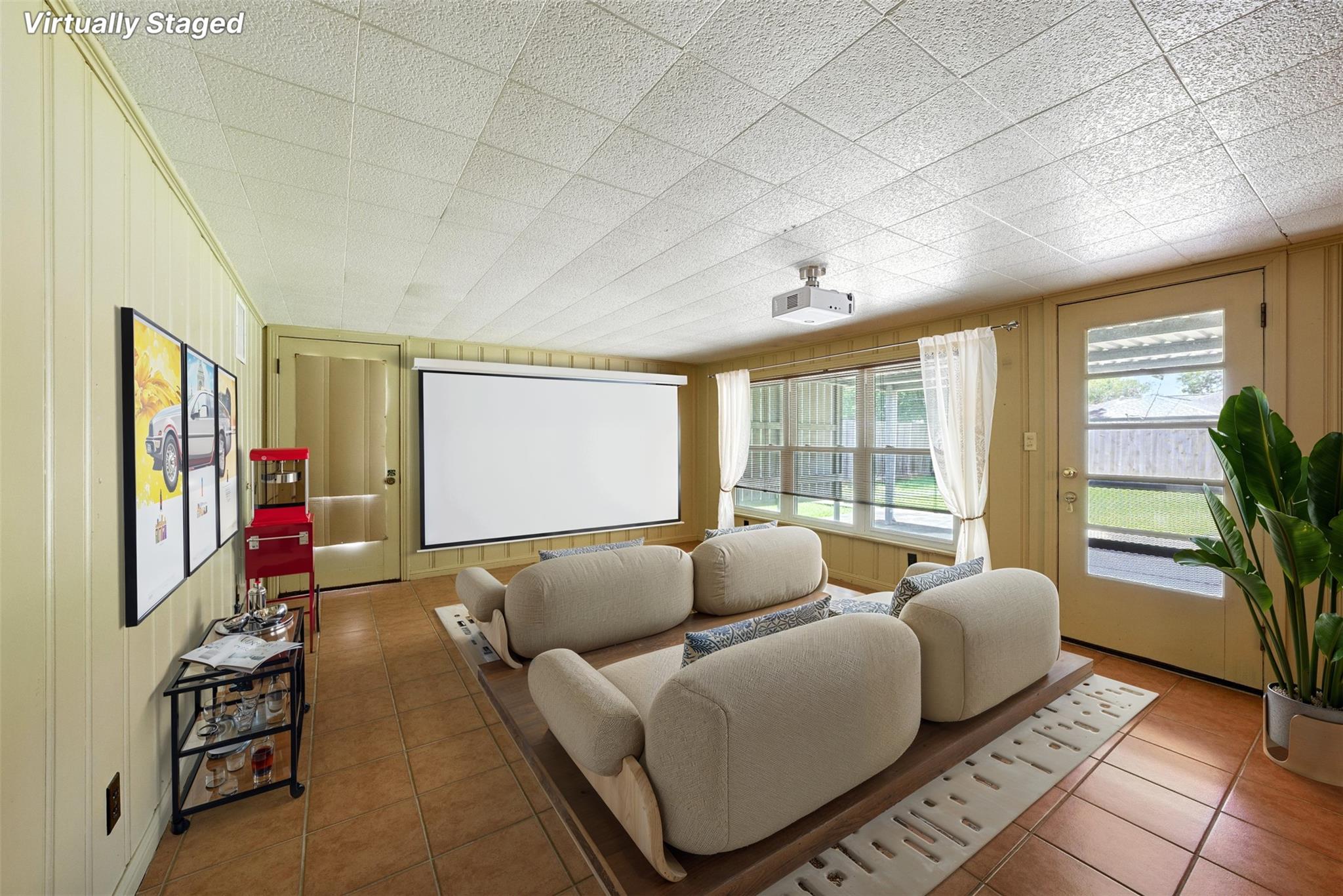 3014 Castlewood Street