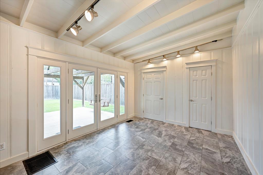 609 W 17th Street