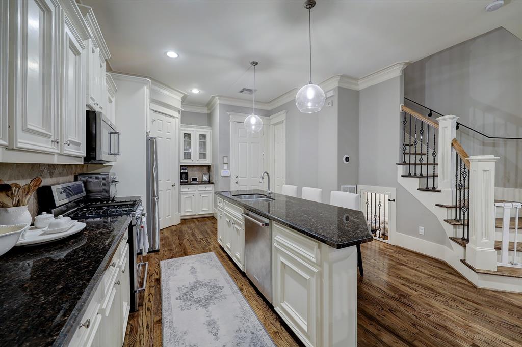 1126 W 17th Street # D