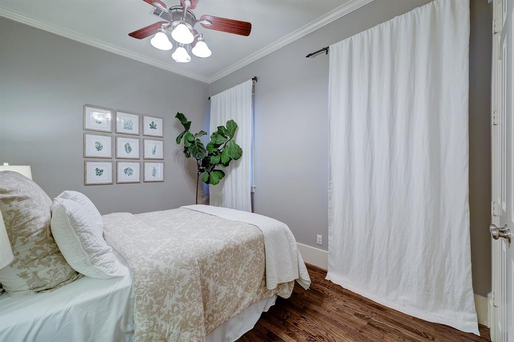 1126 W 17th Street # D