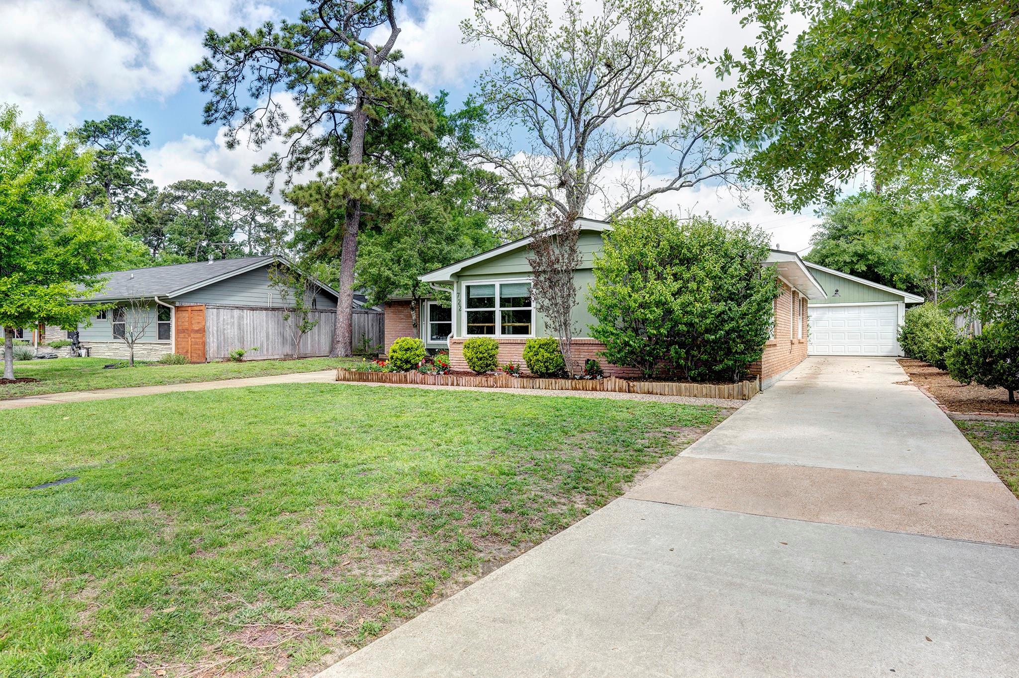 722 Azaleadell Drive