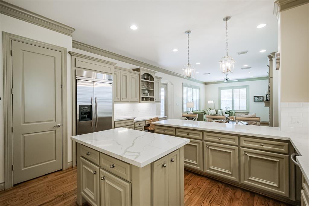 7611 E Jordan Cove