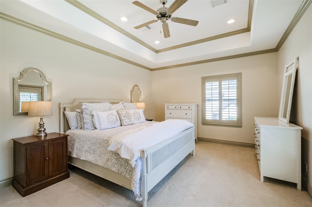 7611 E Jordan Cove