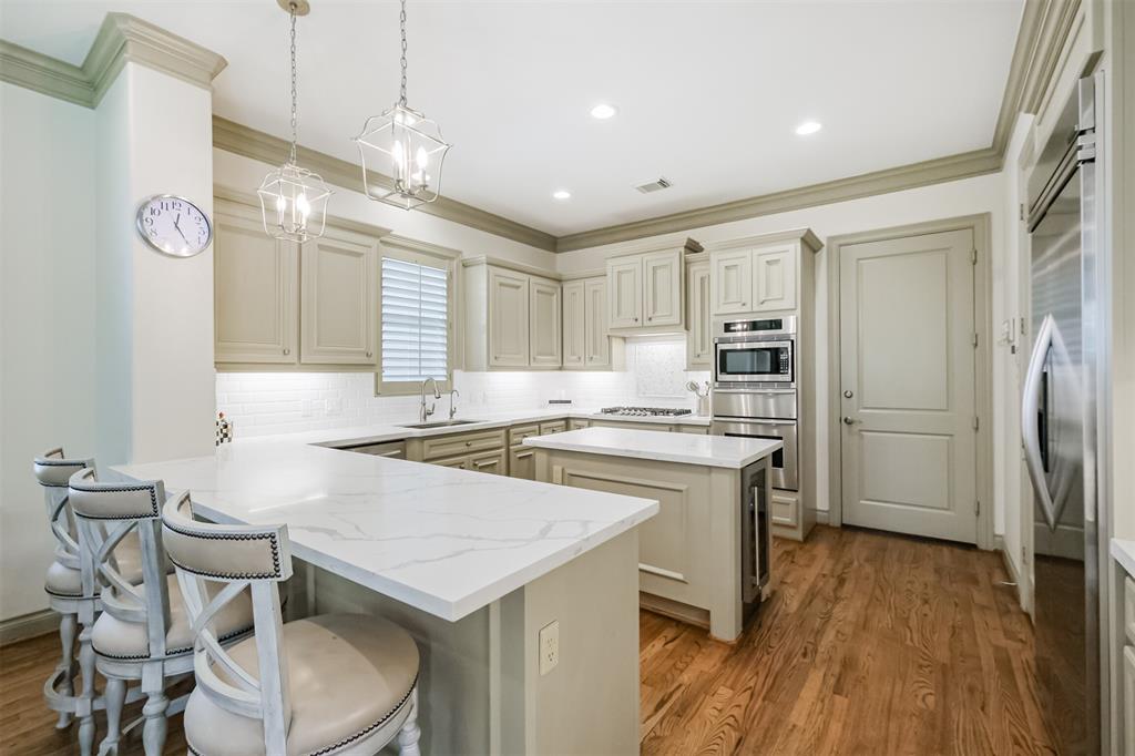 7611 E Jordan Cove