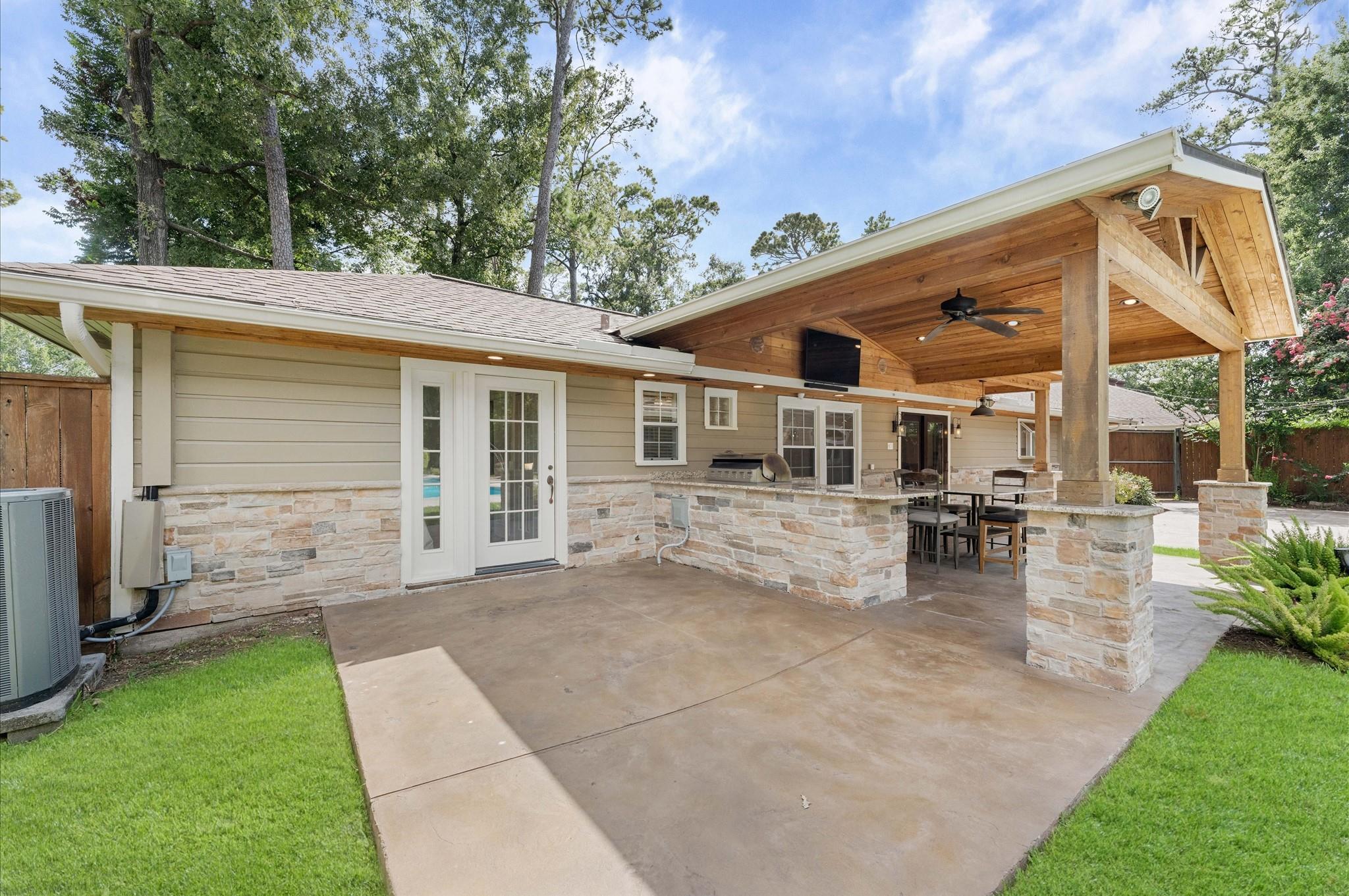 4010 Brookwoods Drive