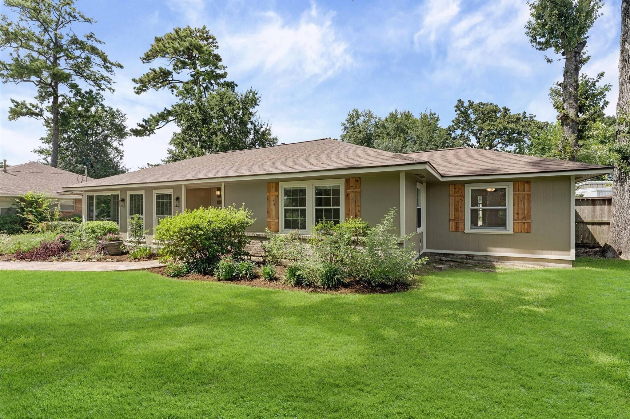 4010 Brookwoods Drive