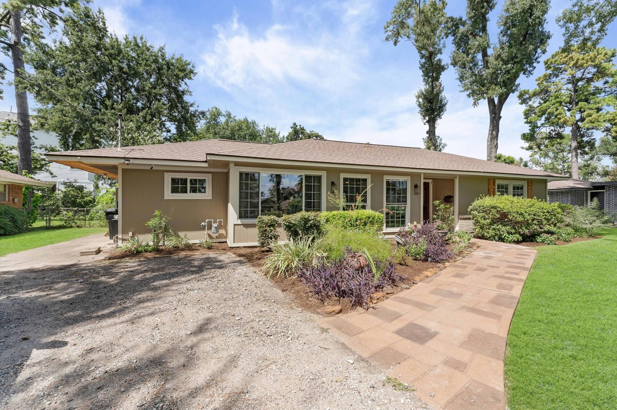 4010 Brookwoods Drive