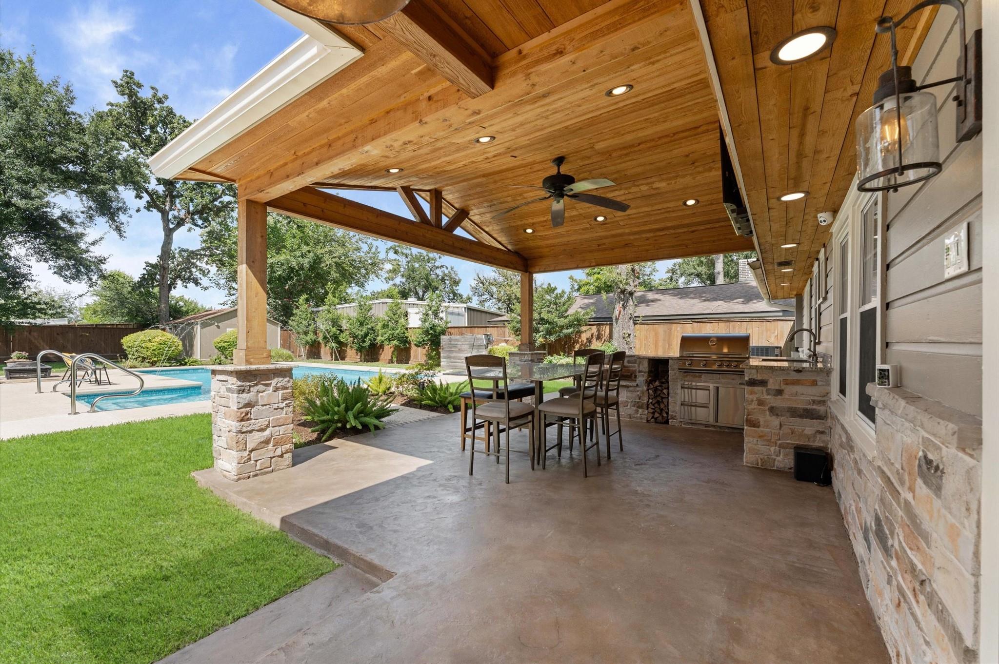4010 Brookwoods Drive