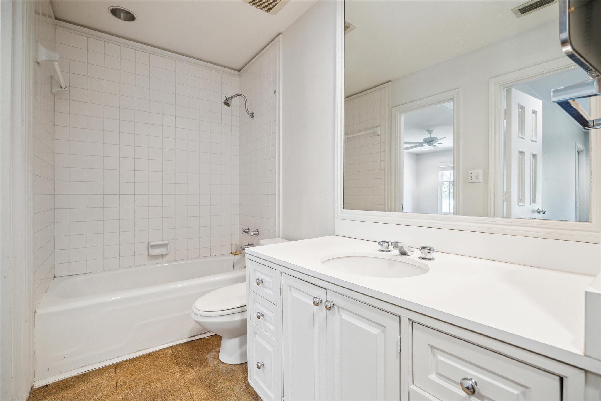 3665 Knollwood Street