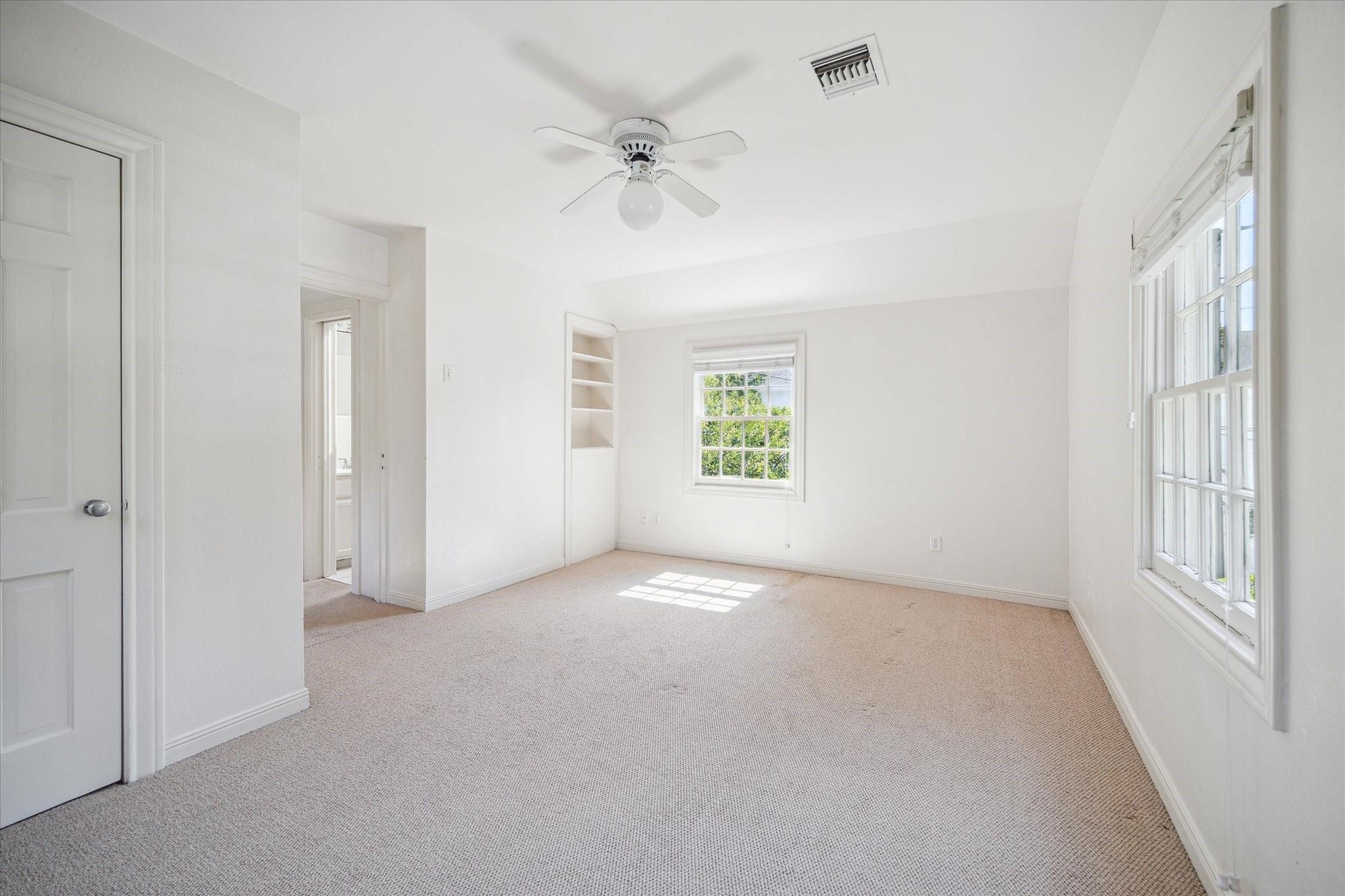 3665 Knollwood Street