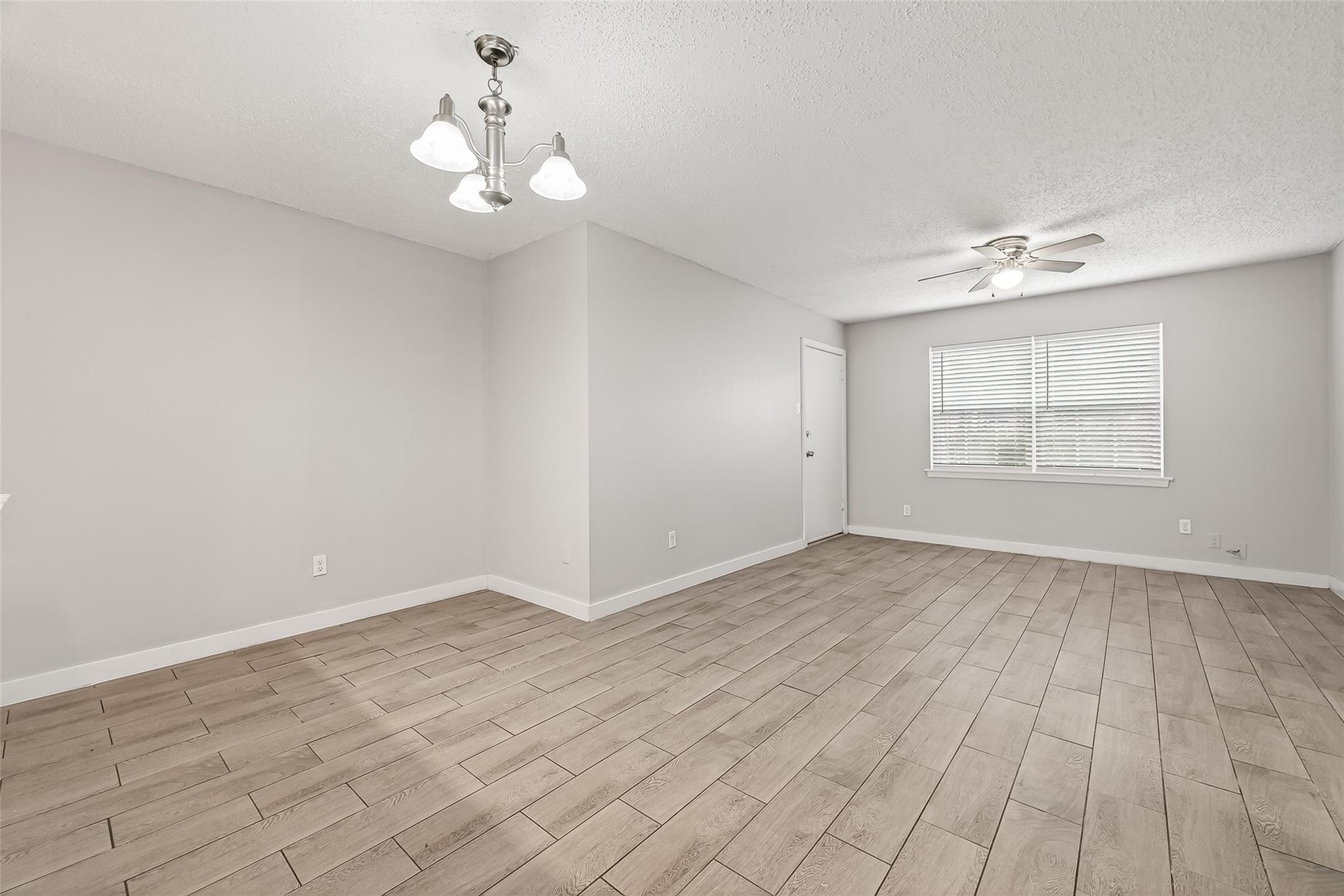 1230 Shadowdale Drive # 17