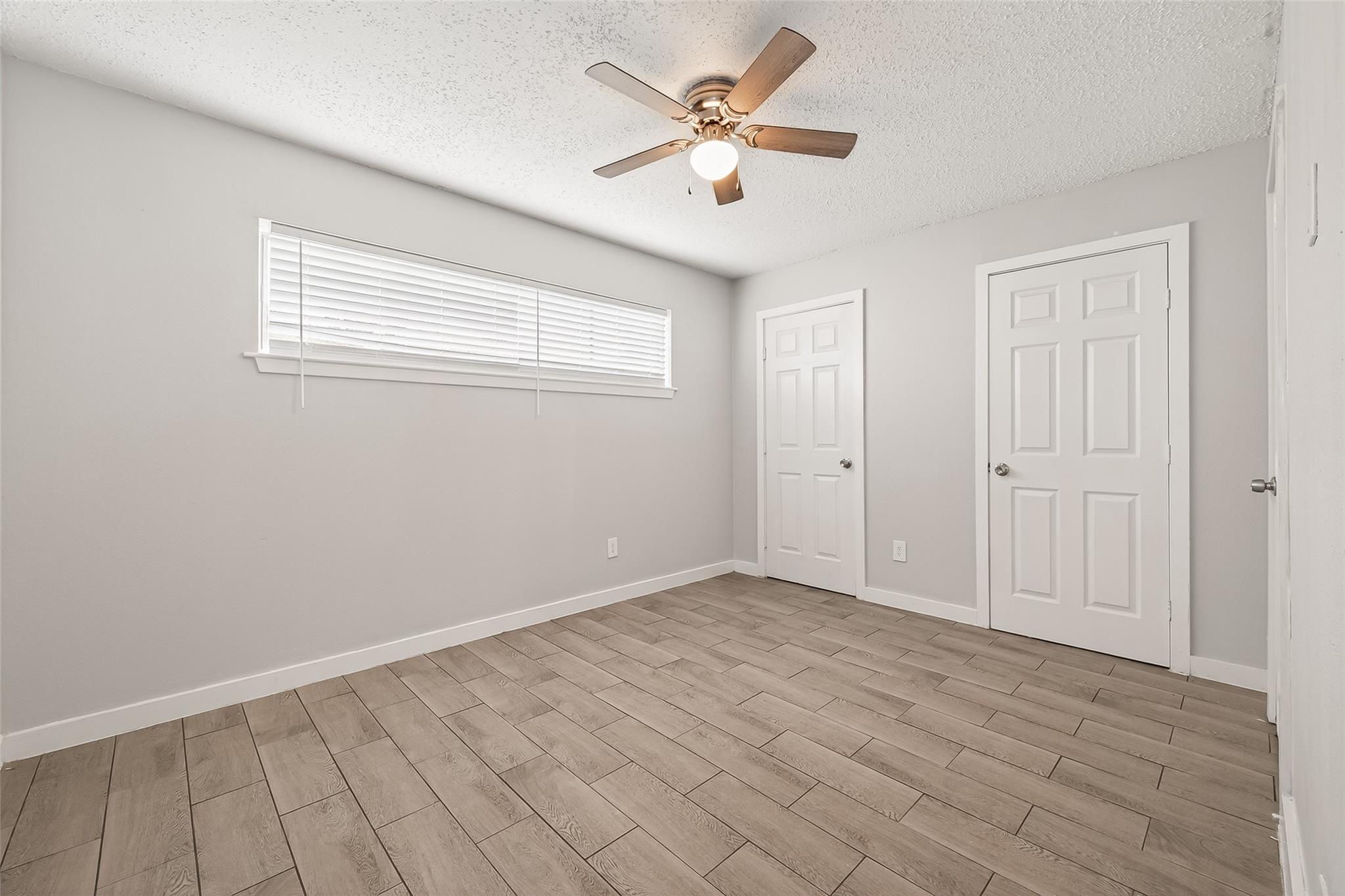 1230 Shadowdale Drive # 17