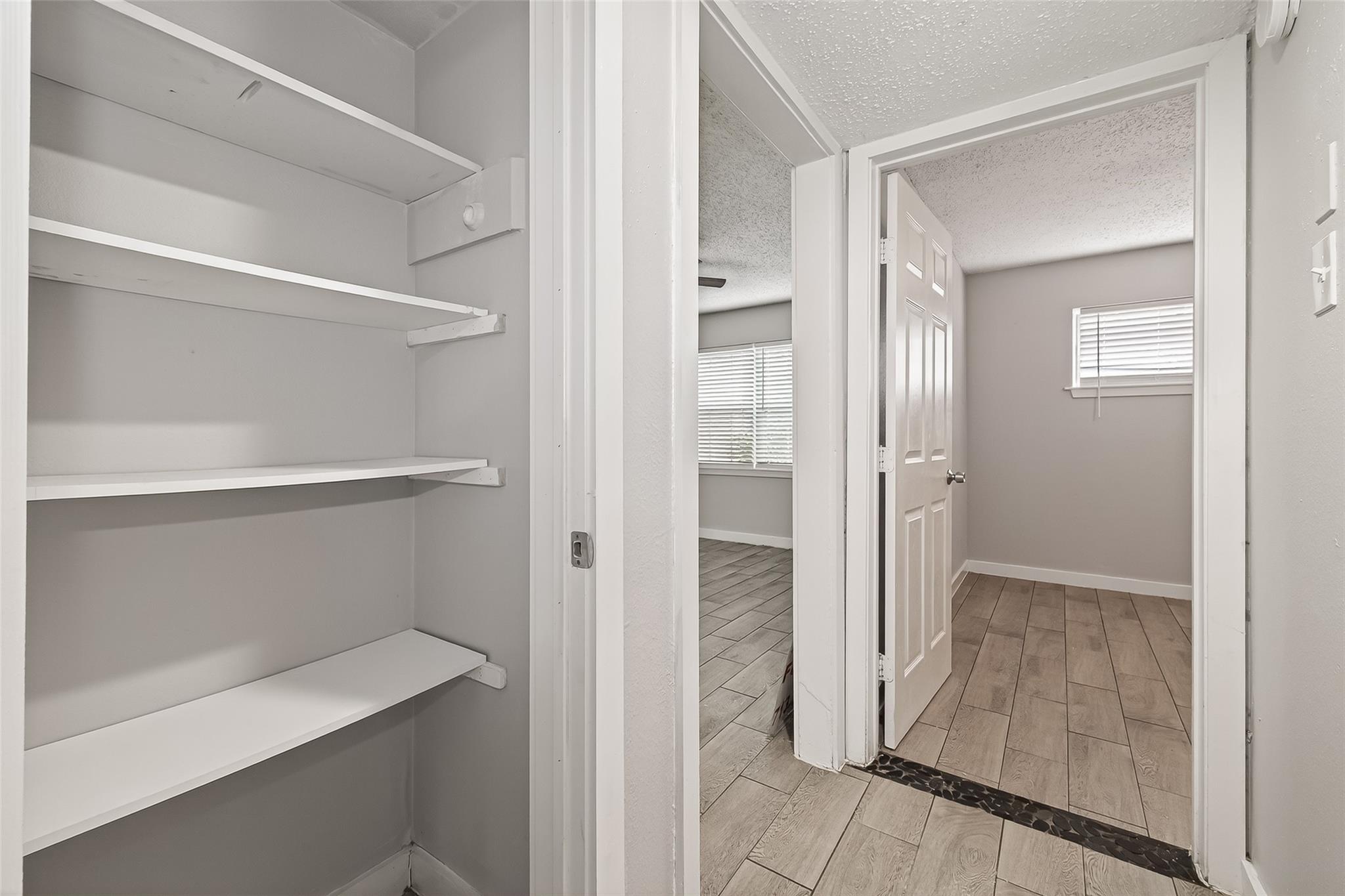 1230 Shadowdale Drive # 17