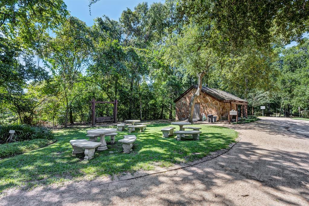 130 Knipp Road