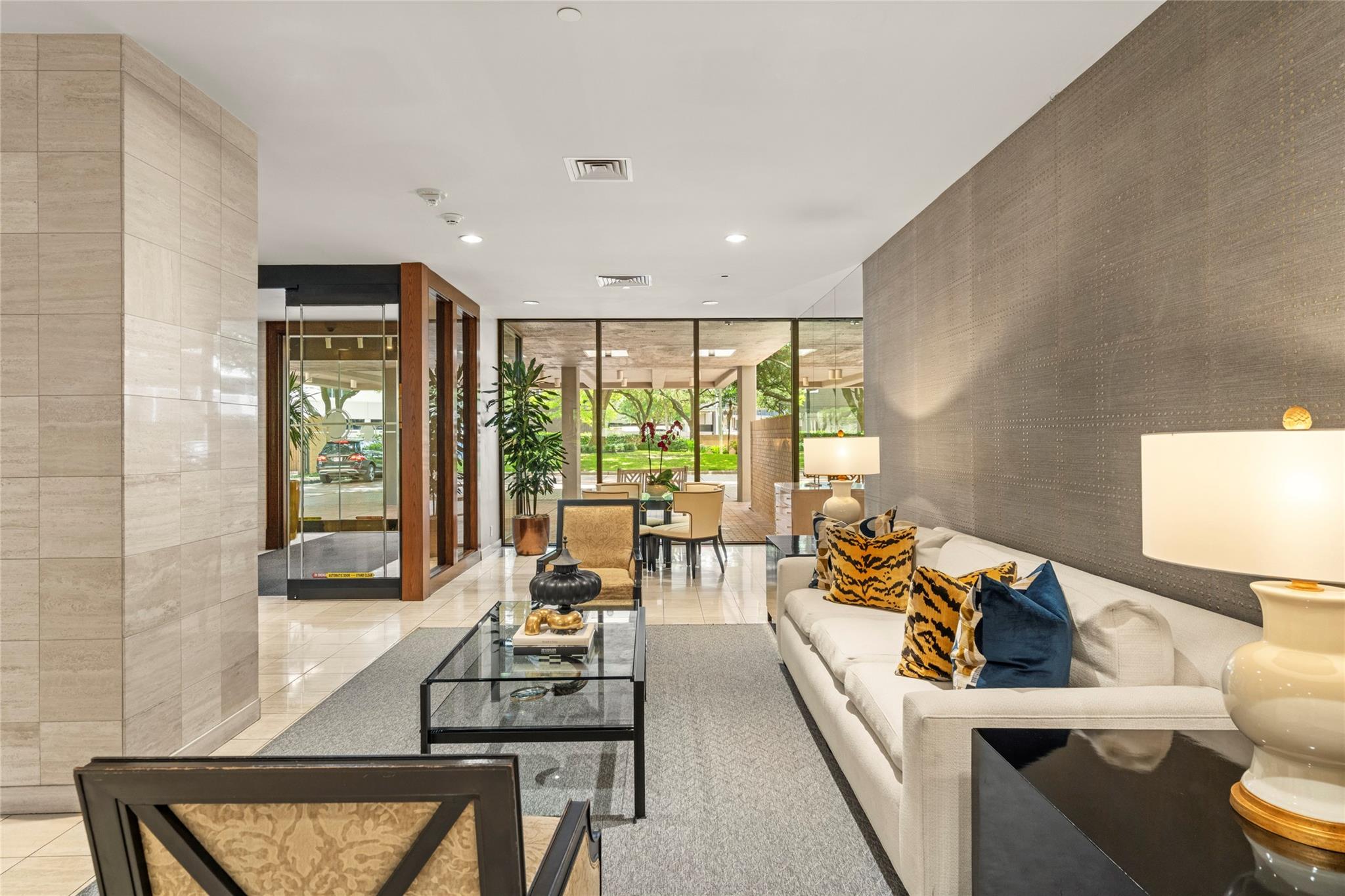 14 Greenway Plaza # 26O
