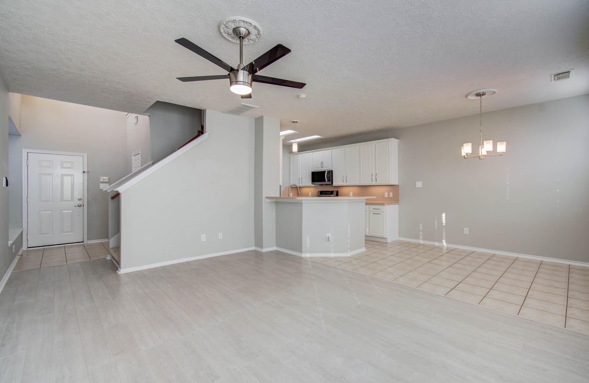 14319 Mirkwood Lane