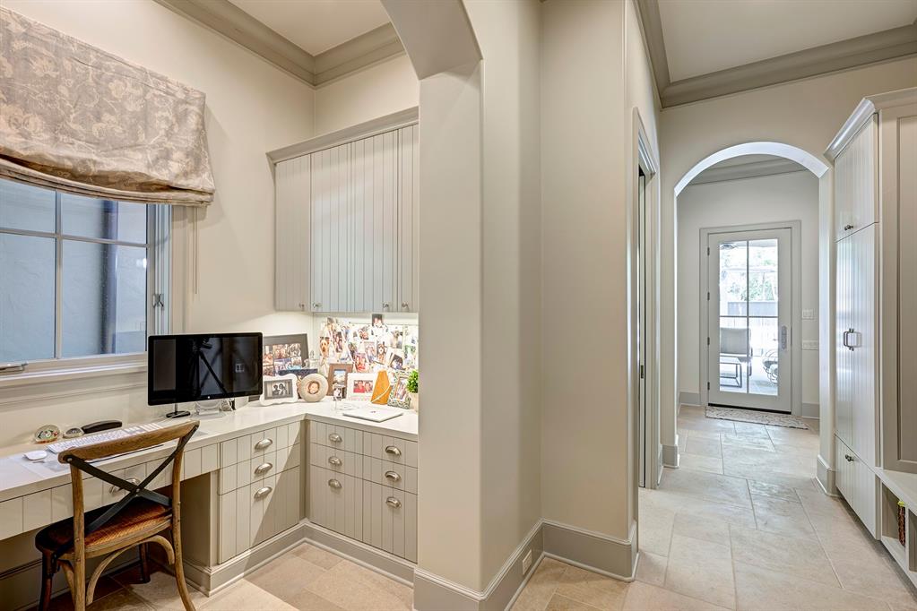 18 Greyton Lane