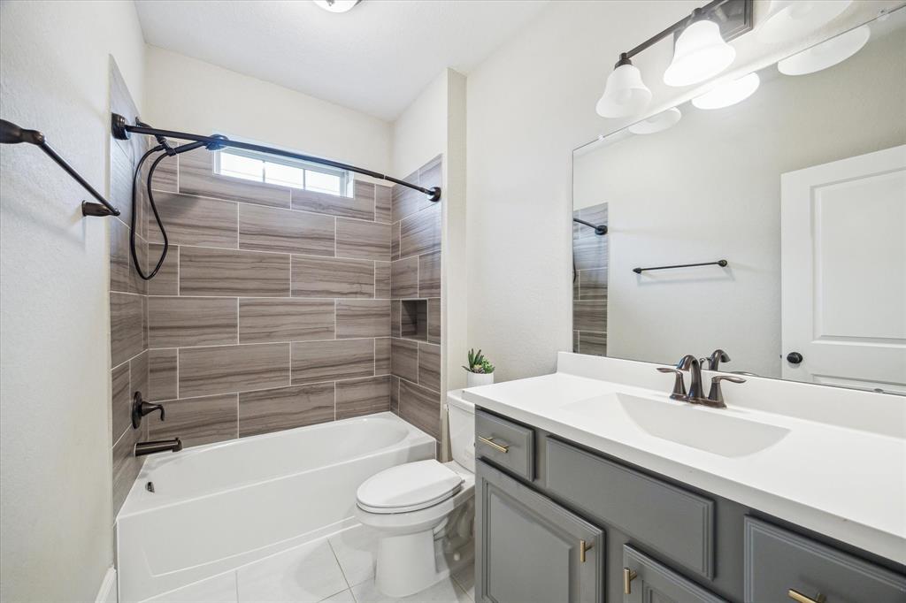 5739 Concha Lane