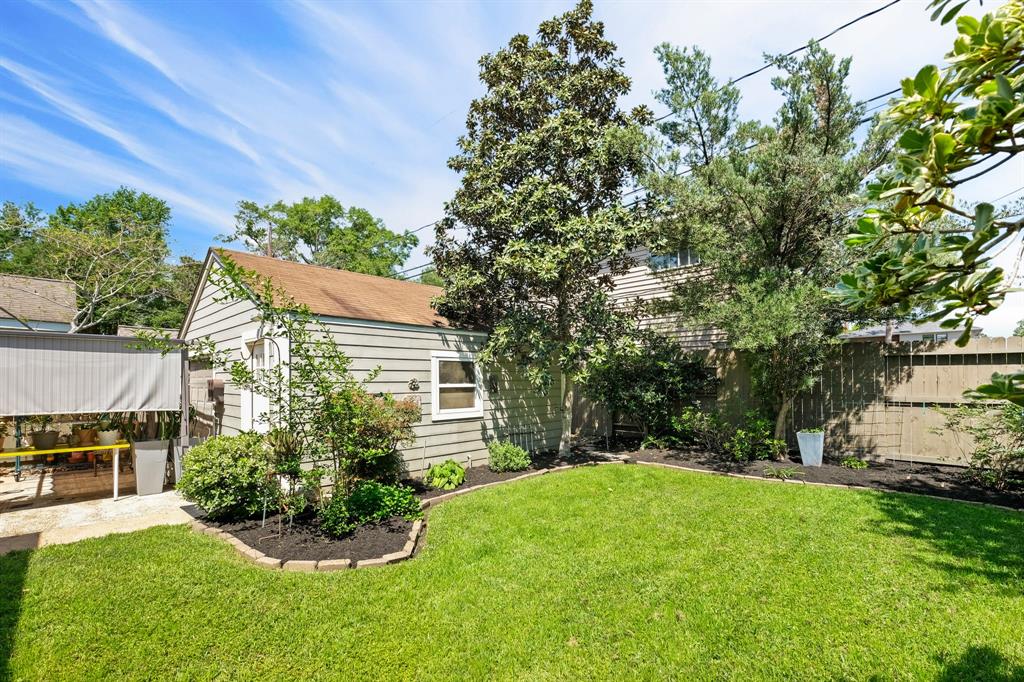 313 Graceland Street