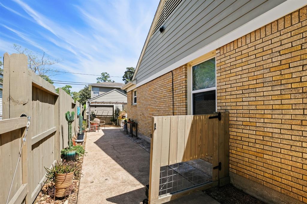 313 Graceland Street