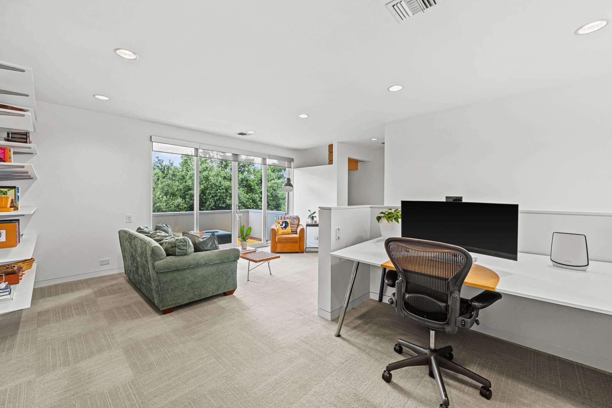 4908 S Shepherd