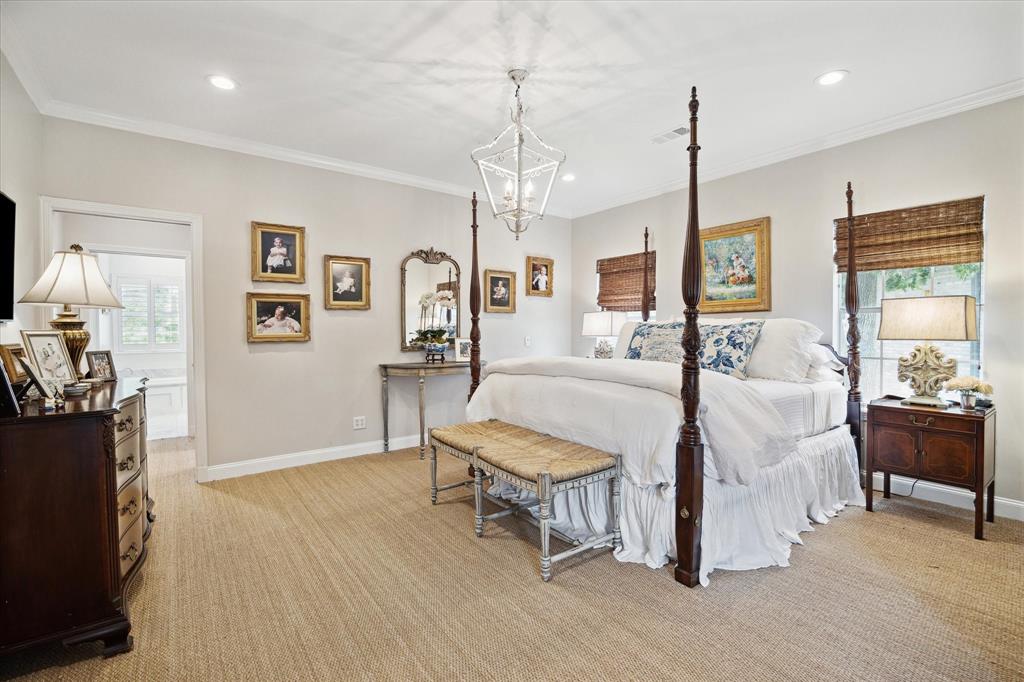 5 Hilshire Oaks Court