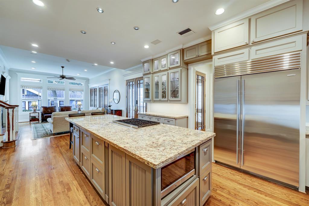 420 W 22nd Street