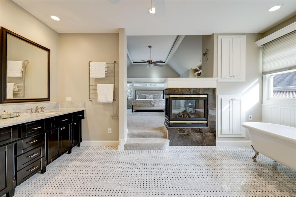 420 W 22nd Street