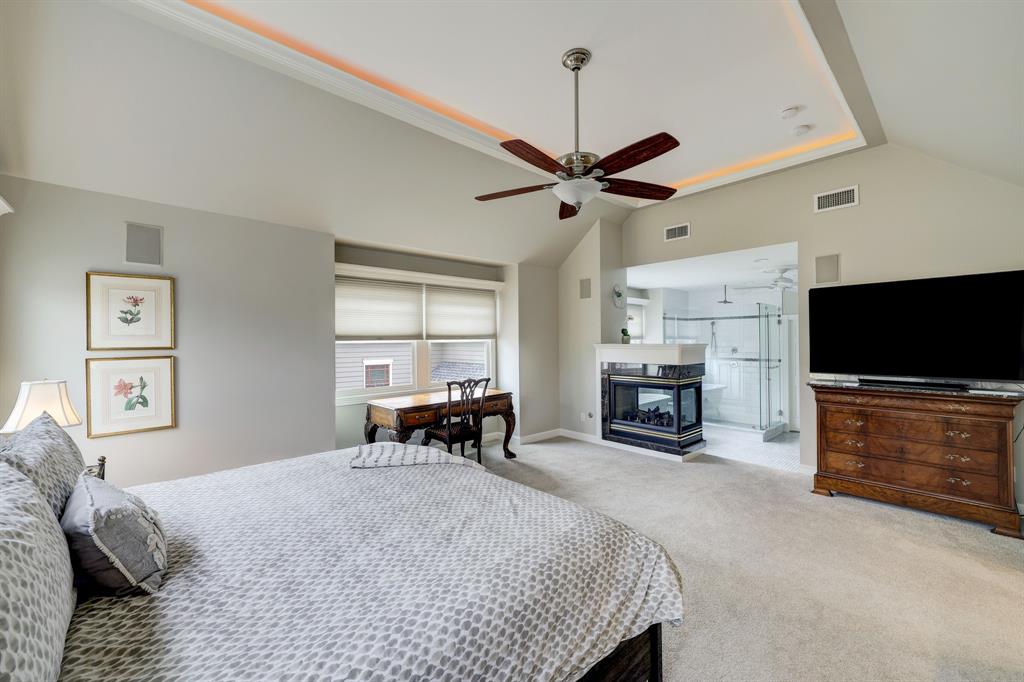 420 W 22nd Street