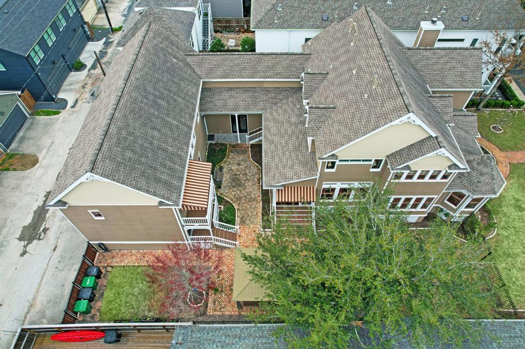 420 W 22nd Street