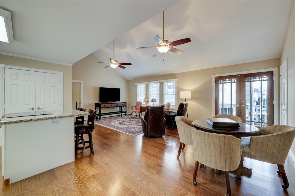 420 W 22nd Street